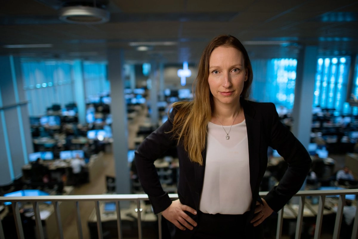 How do economists view the current strategy? How do economists view the current strategy?